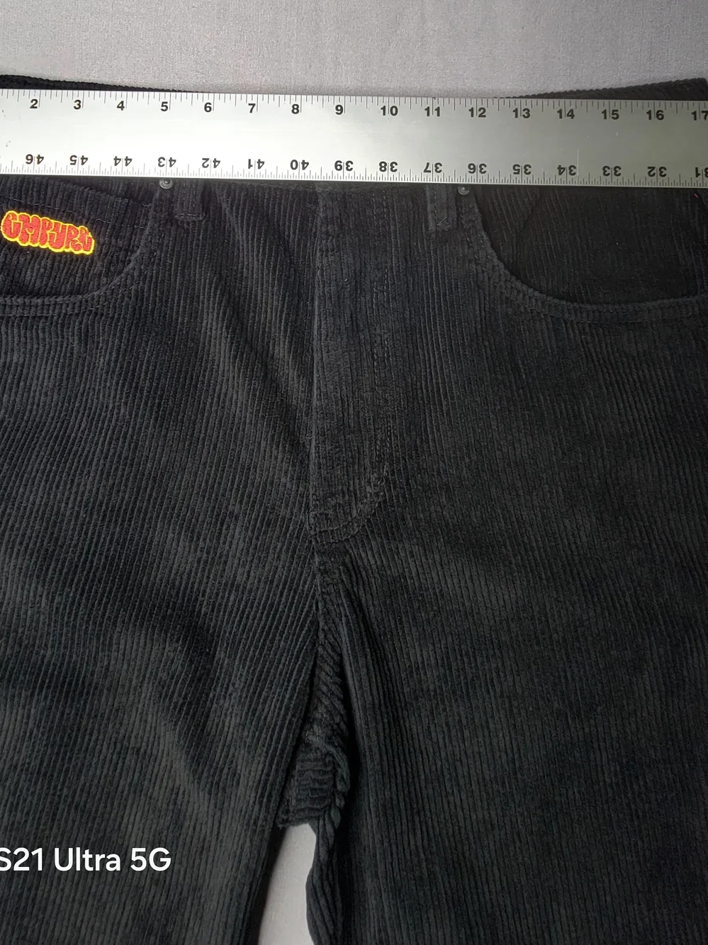 EMPYRE mens Black Corduroy Shorts  Waist Tag Size 32